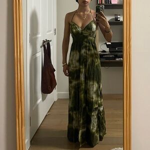 Halter neck dress